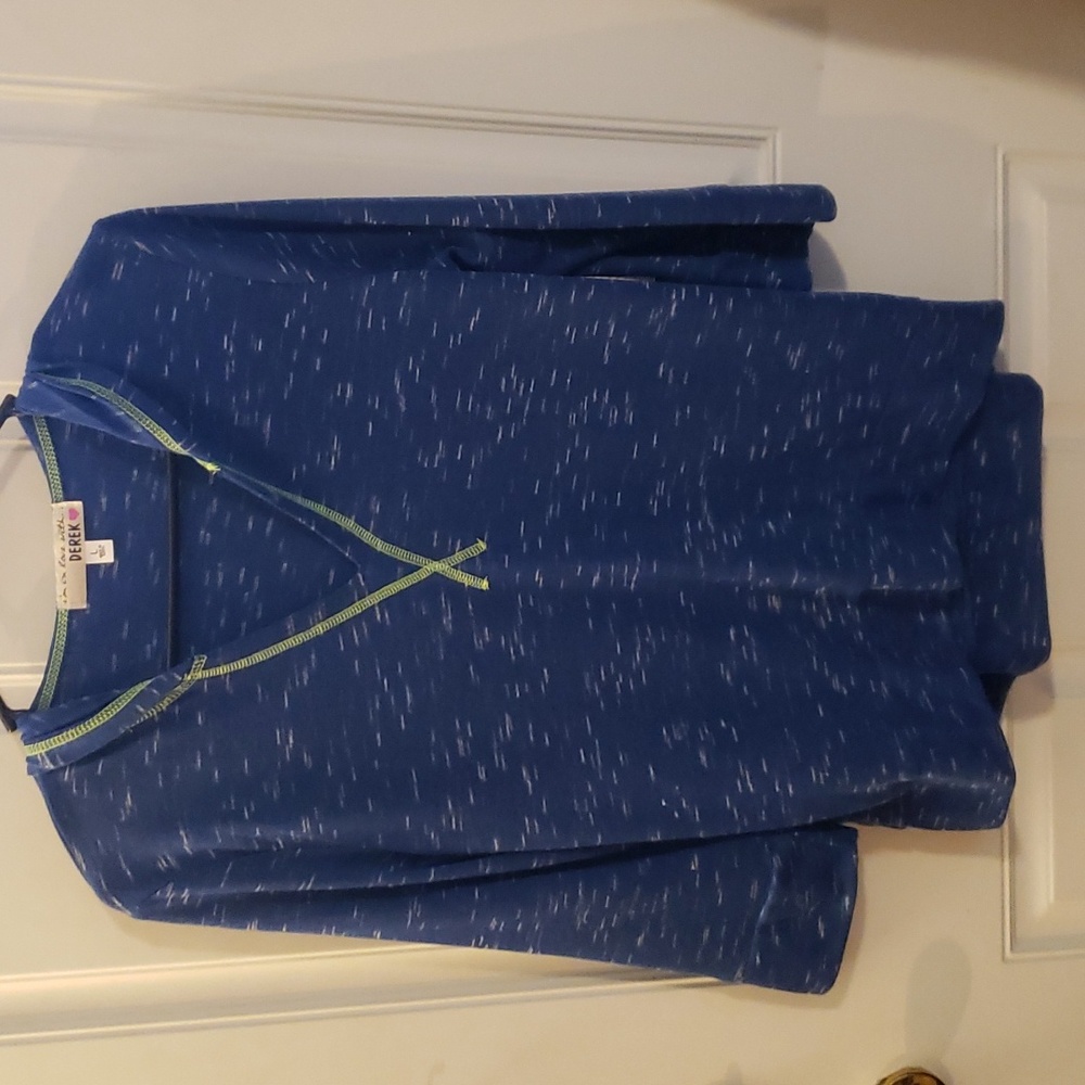 3/$10 Derek Heart Blue 3/4 Sleeve Sweater w/Hood. Sz L